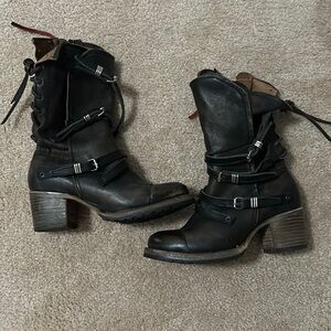 Stylish Black Heeled Boots